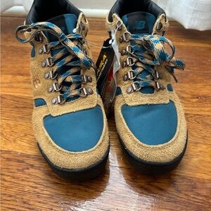 New Balance Men's Teal and Tan Boots Shoes